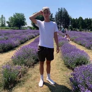 Meet your Posher, Anthony